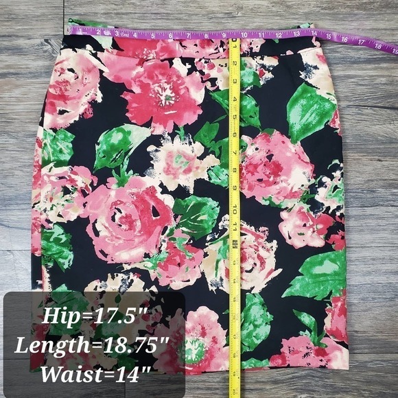 Talbots Petites Women Floral Business Casual Nature Zip Closure Skirt Size 2P - Picture 3 of 9
